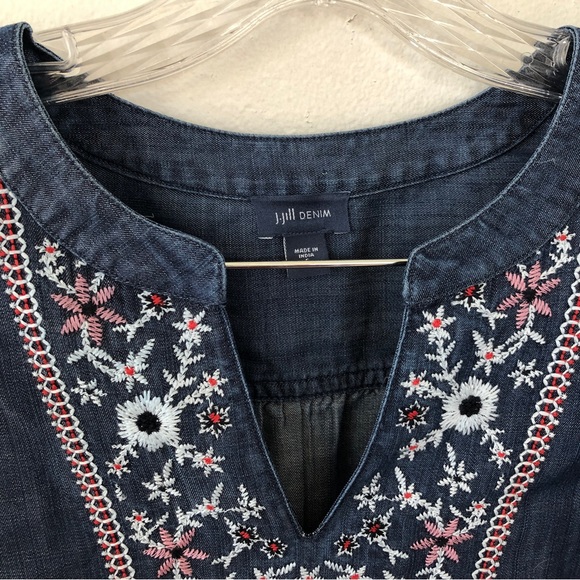 J. Jill Denim Embroidered Sleeveless Top Sz S -EUC - Picture 7 of 9